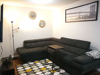 New! 1 bedroom basement suite with private entrance