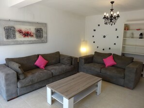 Comfortable and stylish living room