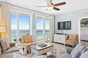 Living Area with Gulf Views