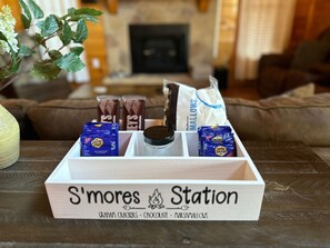 S'mores station!