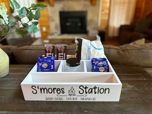 S'mores station!