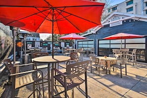 Shared Outdoor Space | Patio | Bar Area