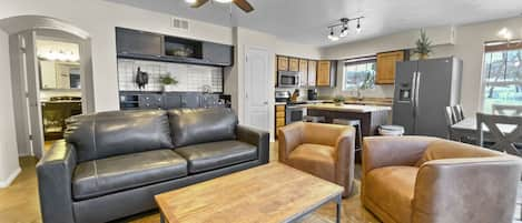 202 Fox Bay Condo - a SkyRun Park City Property - Welcome to your Fox Bay Escape!