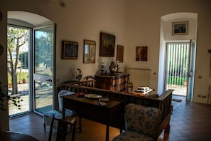 Hall