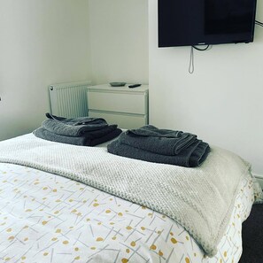 Double bedroom 