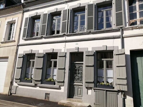 Exterior detail
