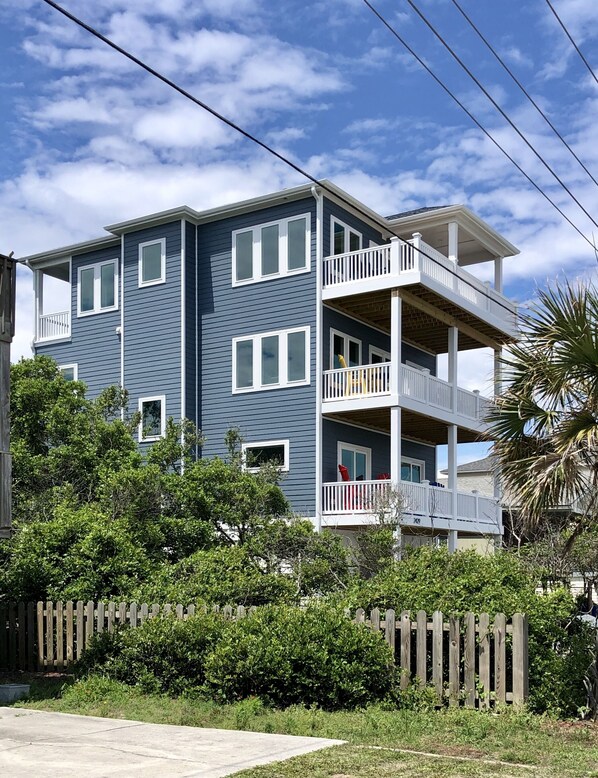 New Build with Spectacular Ocean Views