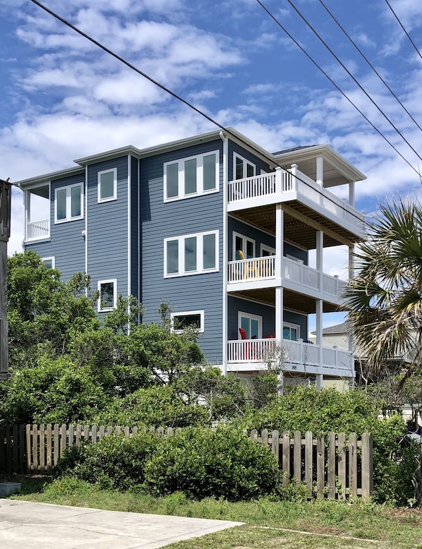 New Build with Spectacular Ocean Views