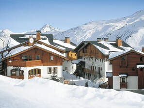 Schnee, Winter, Zuhause, Eigentum, Berg, Haus, Bergdorf, Bergstation, Gebirge, Dach