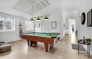 Spielezimmer