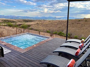 12x12 salt water hot tub views