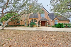 Large four bedroom ranch style home