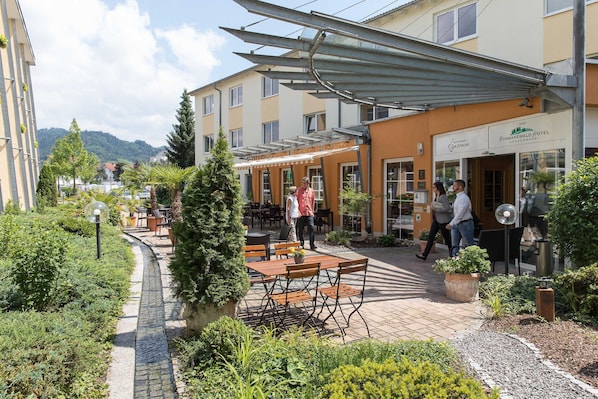 Innenhof / Hoteleingang Schwarzwaldhotel Gengenbach