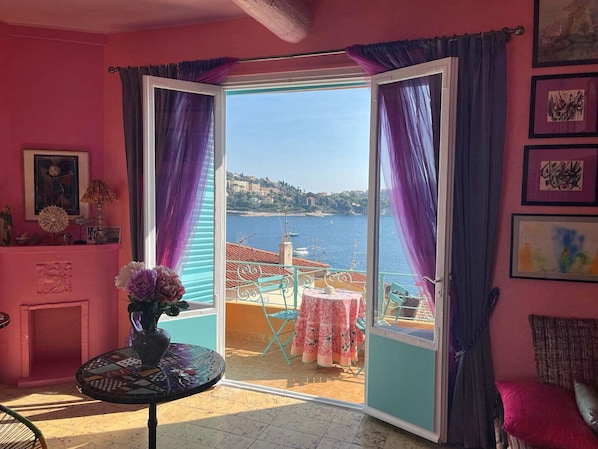 The living room with a fantastic view and a balcony