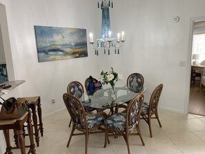 Dining seating for six plus two extra bar stools.