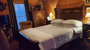 Bedroom with Queen bed.