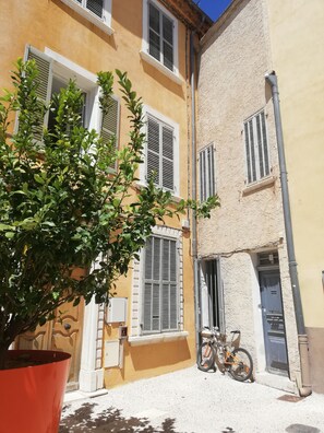 Exterior detail