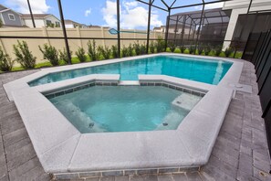 Luxurious Pool and Spa (Pool/Spa Heat & Grill Rentals Available for Additional Fee)