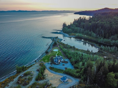 The Sea Lion Ocean Front Luxury Estate