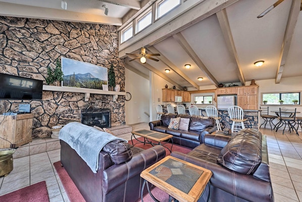 Ruidoso Vacation Rental | 5BR | 4.5BA | Stairs Required | 3,100 Sq Ft