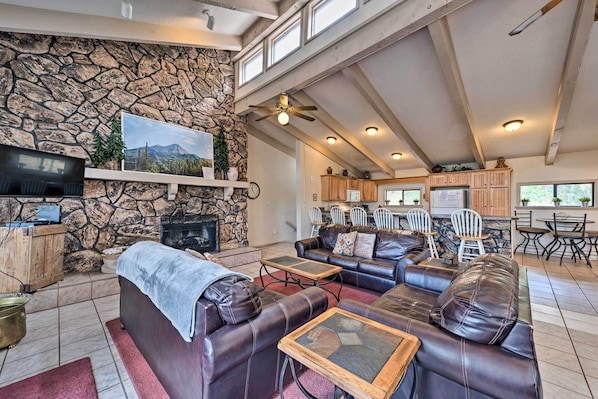 Book this 5-bed, 4.5-bath vacation rental townhome in Ruidoso.