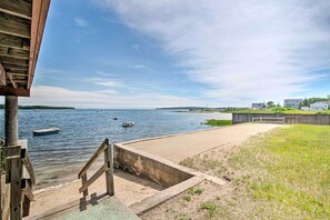 Private Exterior Space: Waterfront Space | Beach Umbrellas