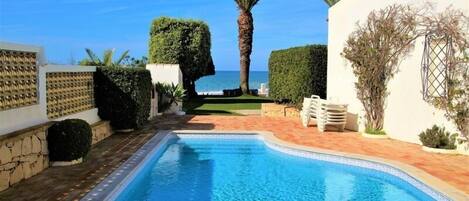 Fantastic 3 bed Villa with Sea View - V758 - 1