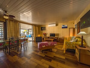 The lounge area