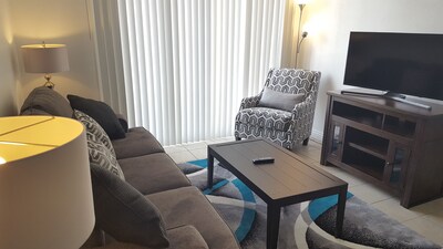 Sombrero · 2 bedrooms 8 minutes to the strip!