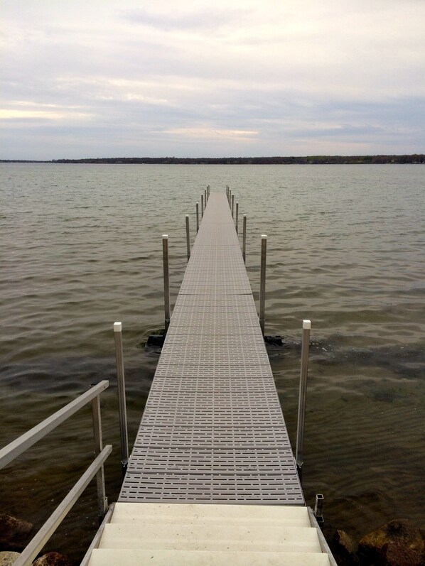 Dock