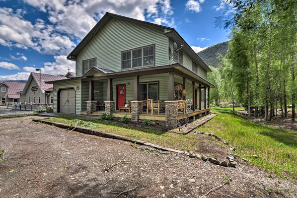 Lake City Vacation Rental | 5BR | 3.5BA | 3,000 Sq Ft | Stairs Required