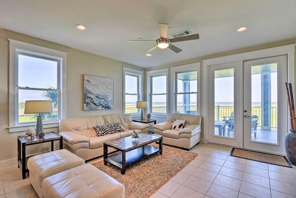 Sit back and enjoy your beach vacation at this Galveston condo!