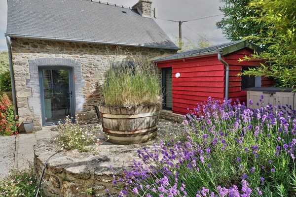 Ty Vorn House With Terrace And Private Garden Located On The Farm For 4 People - Brittany