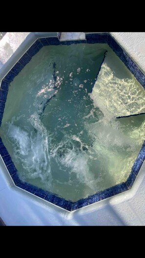 Bubbelpool utomhus