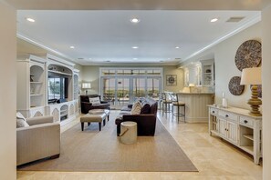 24 Sandhill Crane -1st Floor Living Room