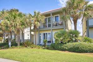 20-Destiny-Beach-Villas-2B-Ext