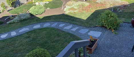 Trail to entrance to daylight basement