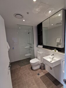 Luxury 2 br and 1 bath Apt in Chatswood