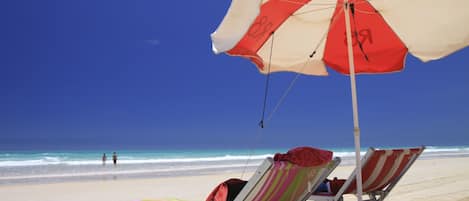 Cable Beach - hire an umbrella, deck chairs and soak up the Broome sunshine. 
 