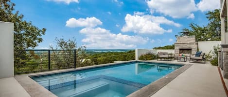 Enjoy Amazing Canyon Lake Views from the Pool and Courtyard