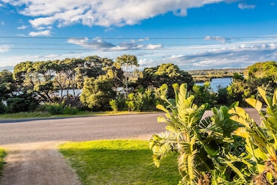 River View Luxury at Barwon Heads