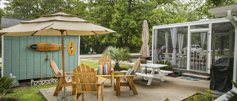 Relaxing Patio and Porch