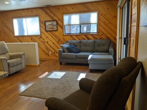 Big family room upstairs to hang out.
Lazy boy to relax in