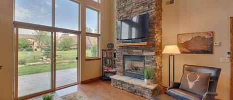 Living Room with Gas Fireplace and Big Screen TV