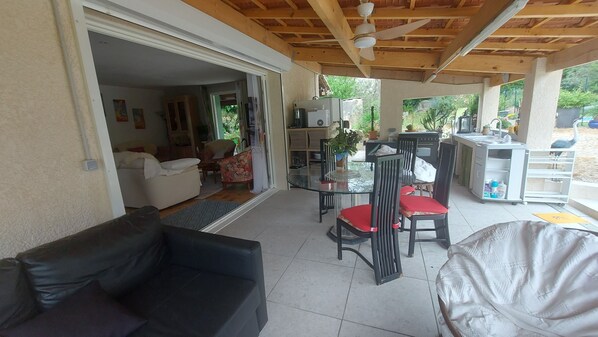 Living area