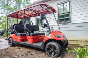 Golf Cart Included with Your Rental! 