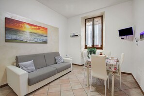 Living and dining room