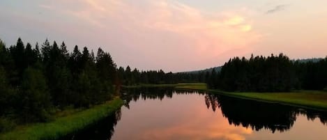 Sleepy Bear Lodge,  enjoy Sunriver at its best!