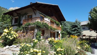 Beau trois pièces sur jardin et terrasse au coeur de Serre Chevalier