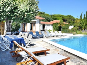pool